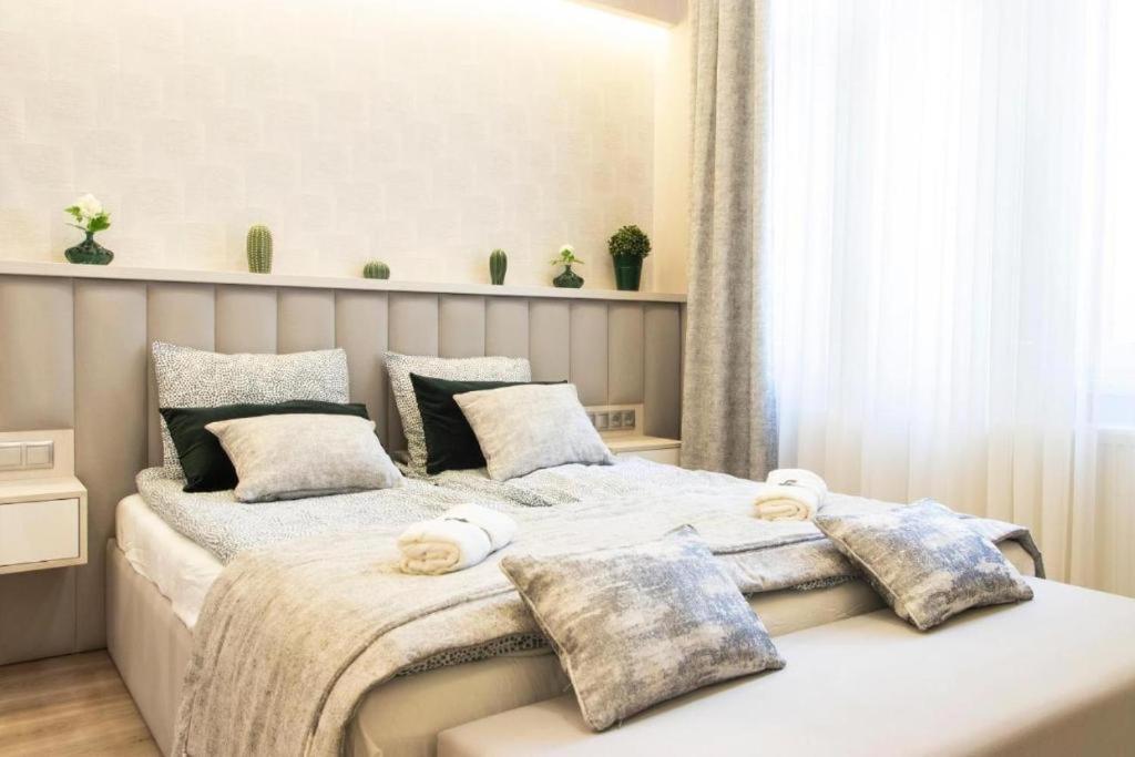 Budapest Revay Apartments Exteriör bild